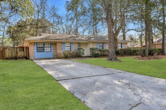 Building Photo - 207 Whittington Dr