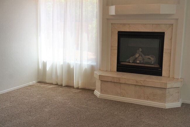 Building Photo - Close to Fort Huachuca