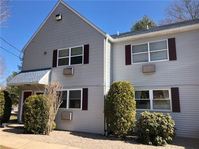 Building Photo - 15 Apache Dr