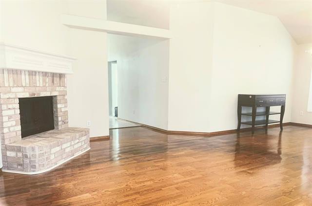 Foto del edificio - 313 Foreston Dr