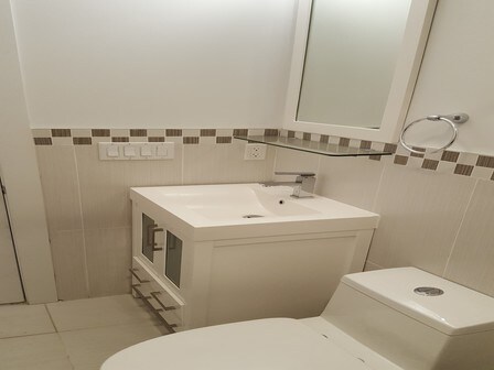 Building Photo - 3457 Vernon Blvd