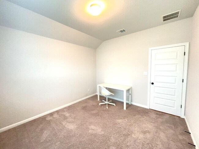 Building Photo - 13005 Texana Trl