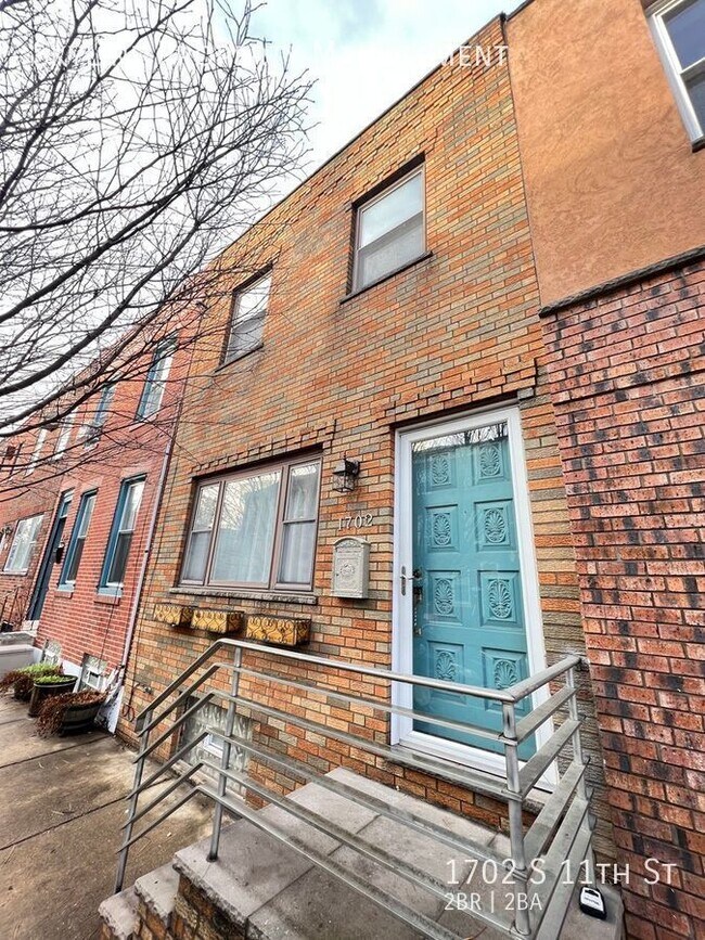 Foto del edificio - Gorgeous 2 Bedroom Home W/ Finished Baseme...