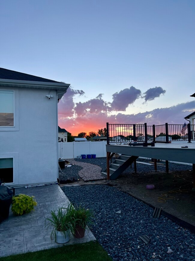 Building Photo - 3106 N 2525 W