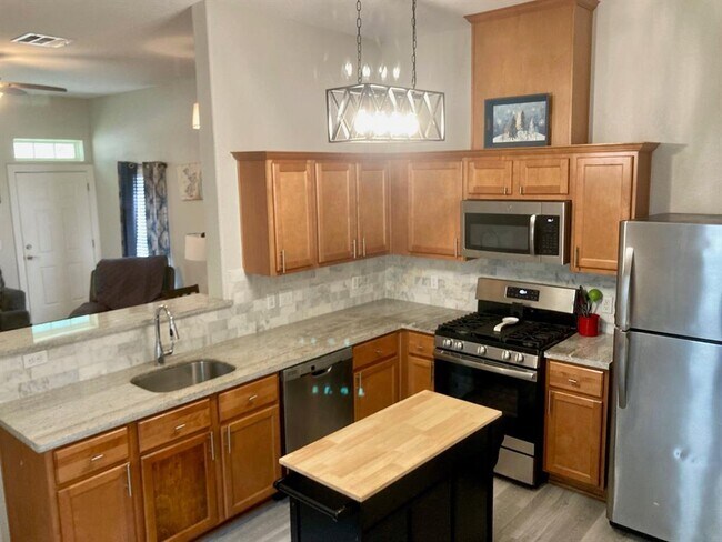 Foto del edificio - 4123 Ave Q 1/2