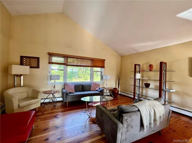 Building Photo - 47 Onderdonk Rd