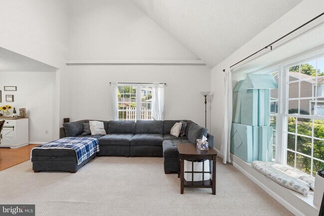 Building Photo - 4020 Blue Slate Dr