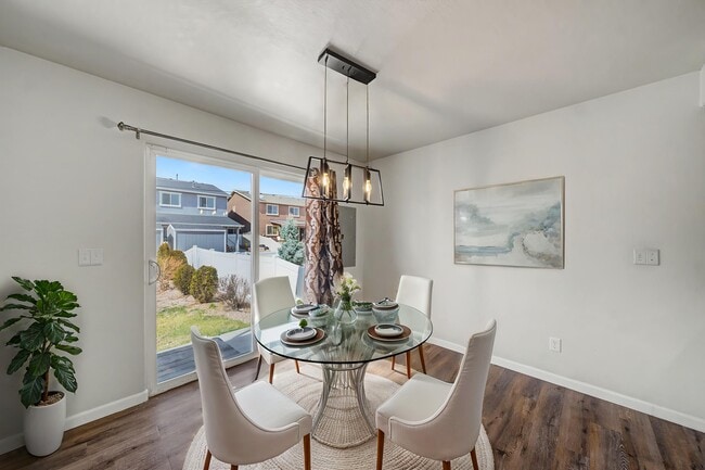 Foto del edificio - 4210 Rosalie St