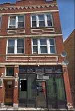 Building Photo - 3638 W North Ave