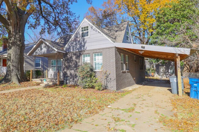 Foto del edificio - 2 Bed | 1 Bath in Midtown Tulsa!