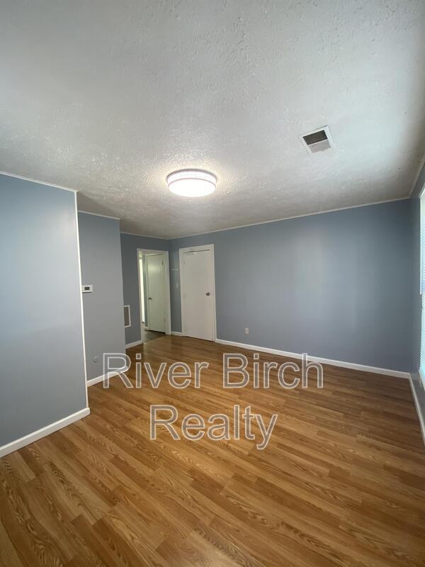 Foto del edificio - 1600 S 6th St