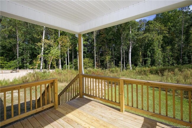 Foto del edificio - 1170 Camellia Dr