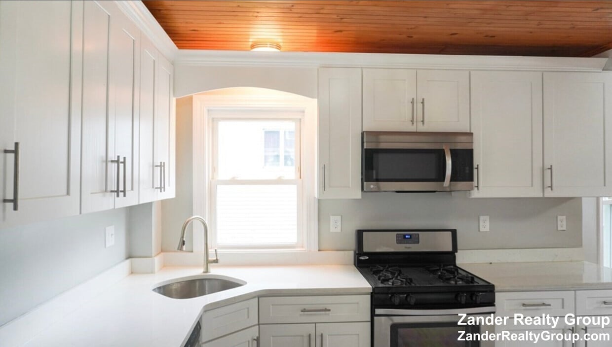 Foto principal - 25 Kenwood Rd