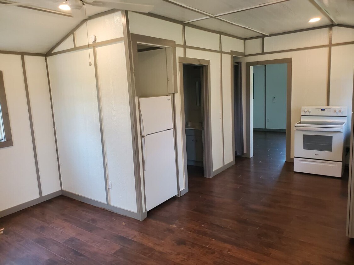 Building Photo - 27843 S 623 Ct