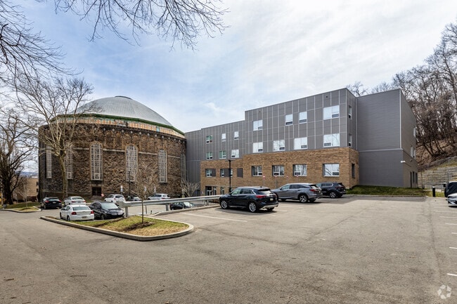 Building Photo - The Carina