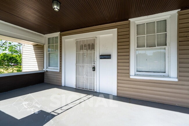 Foto del edificio - 512 1st St N