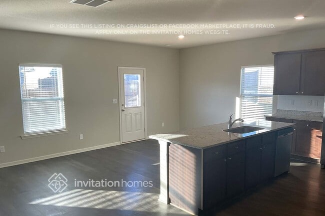 Foto del edificio - 636 Gleaner Wy