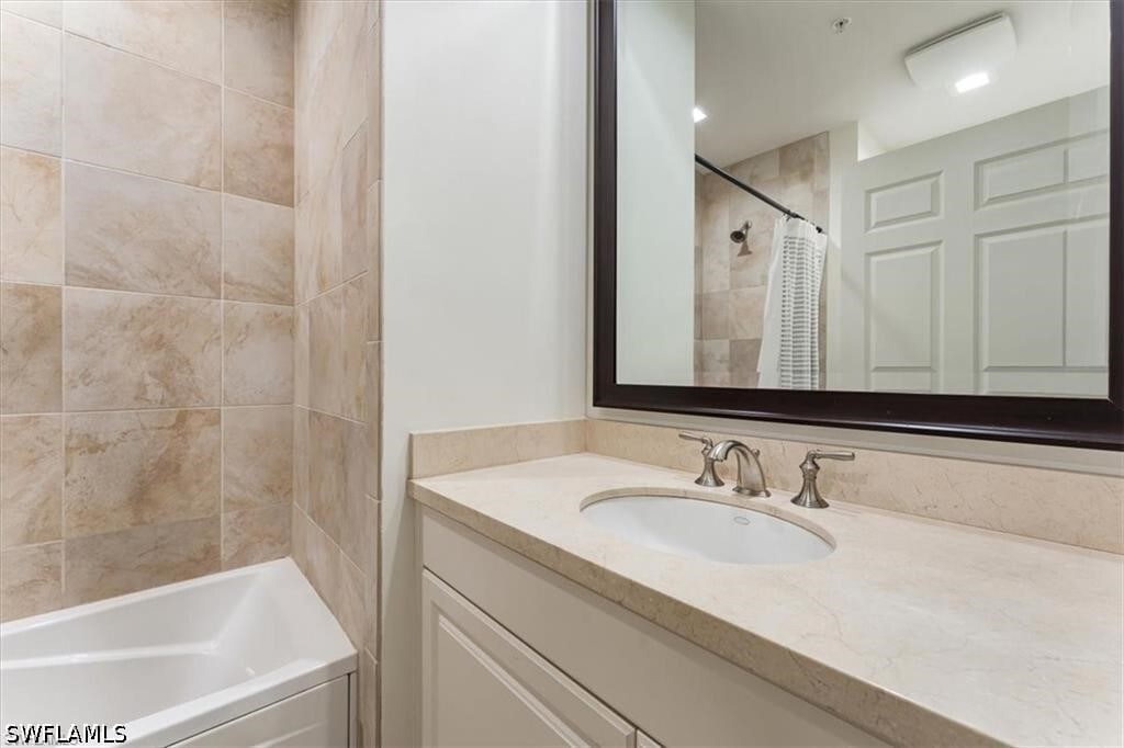 Building Photo - 5080 Annunciation Cir