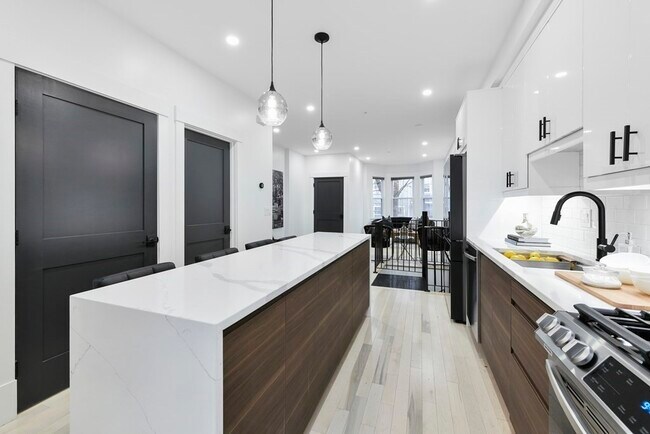 Foto del edificio - 28 Telegraph St