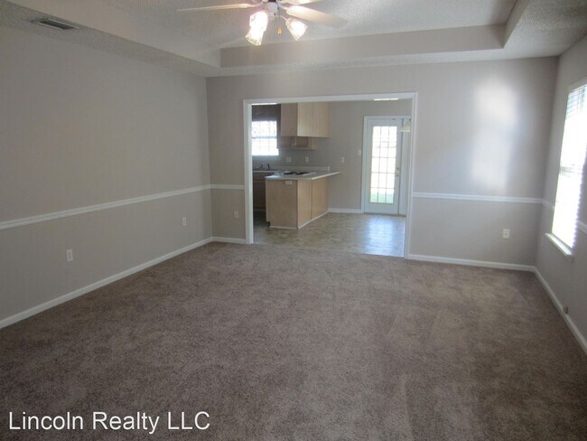 Foto del edificio - 3 br, 2 bath House - 3011 Asbury Circle*