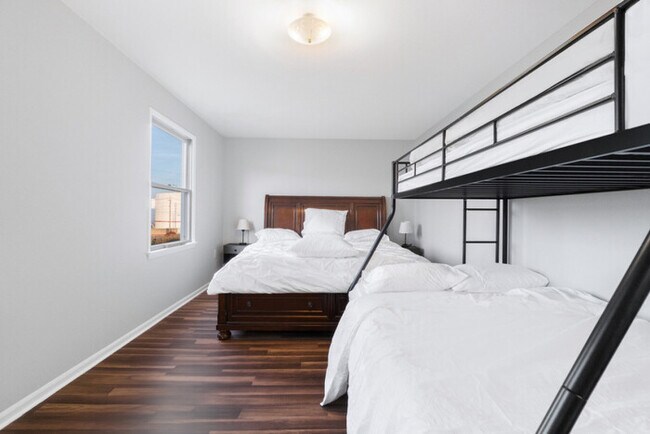 Foto del edificio - UrbanNest XL: Sleeps 13+