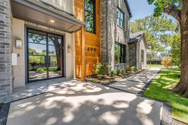 Building Photo - 6499 Royalton Dr