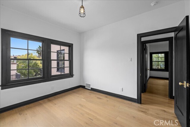 Foto del edificio - 1118 S Highland Ave