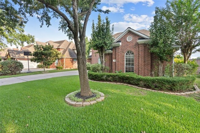 Building Photo - 3306 Summer Bay Dr