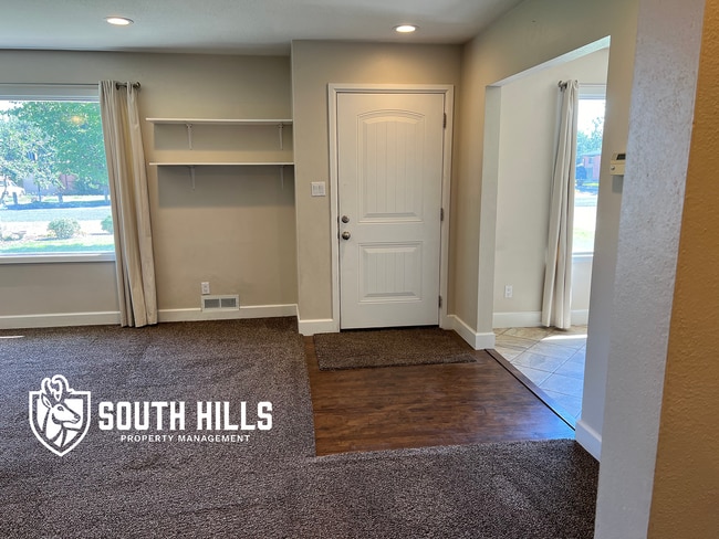Building Photo - 3bed/2bath w/finished basement, landscaping & Water, Sewer, Trash Included, RV Parking