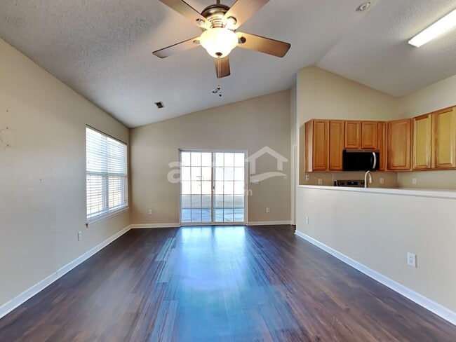 Building Photo - 194 Moon Dance Ln