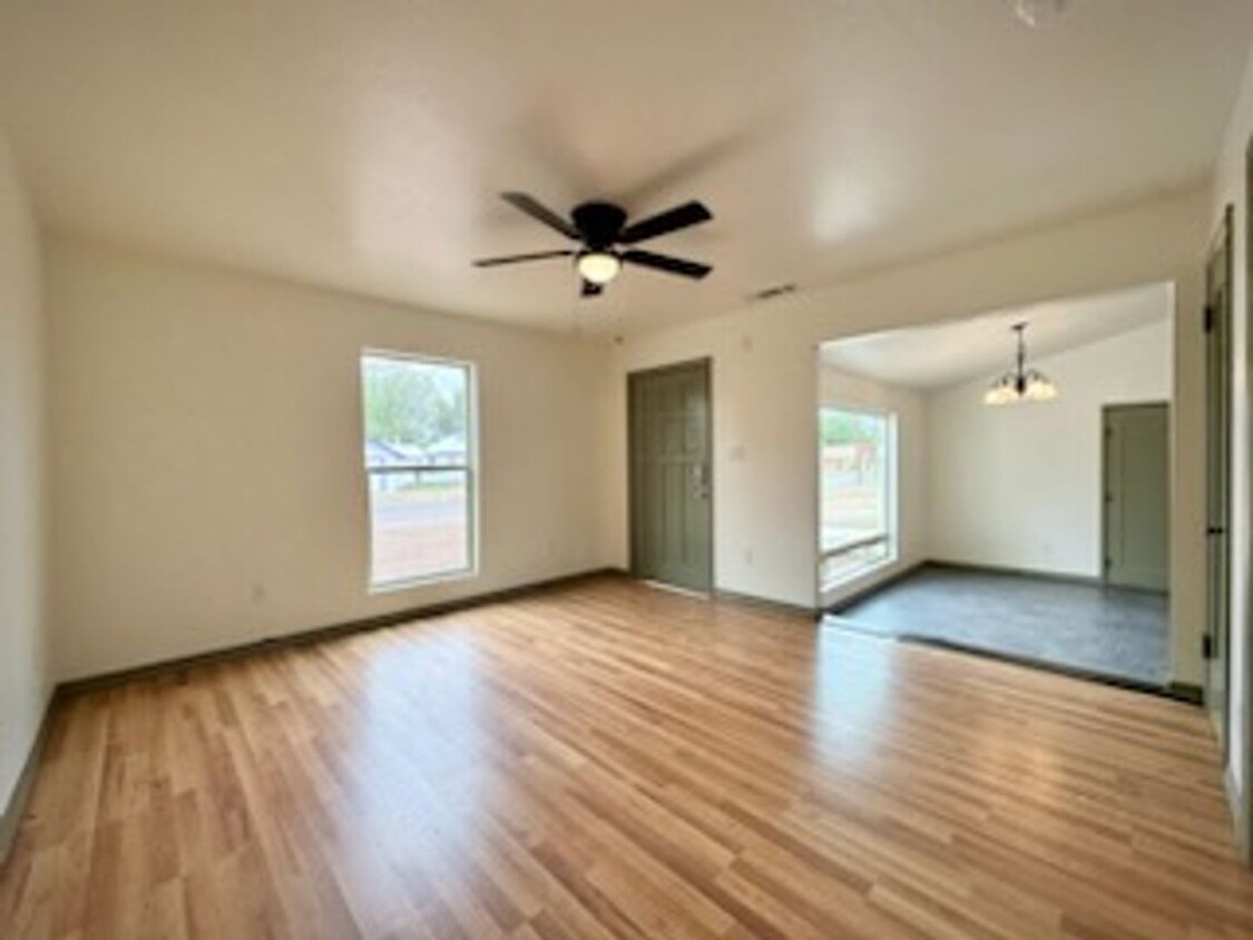 Primary Photo - Beautiful remodeled 2 bedroom 1 bath