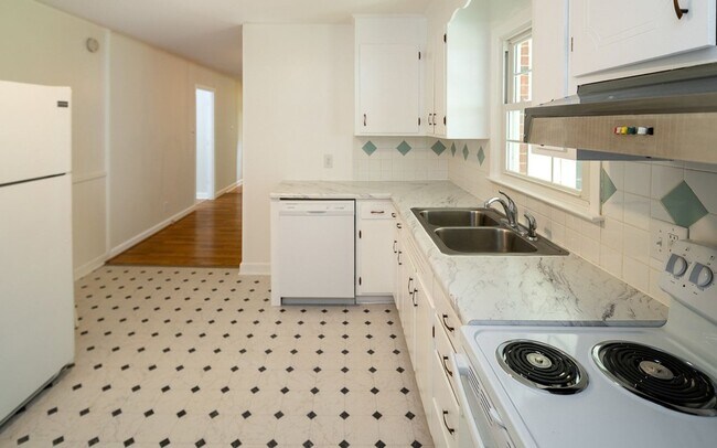 Foto del edificio - Single Family in Durham- Available Now