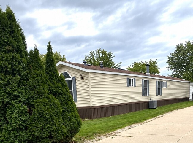 Building Photo - 4030 Deziel Ct