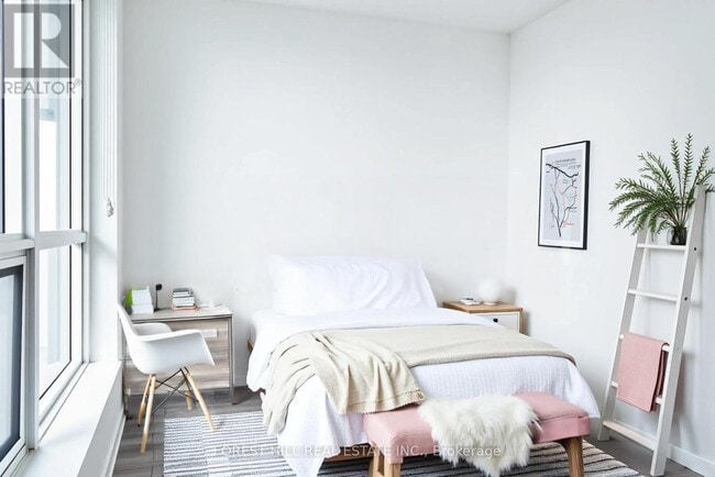 Building Photo - 110 Broadway Ave