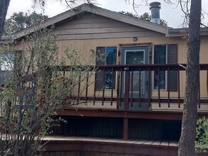 300 Pinehaven Rd