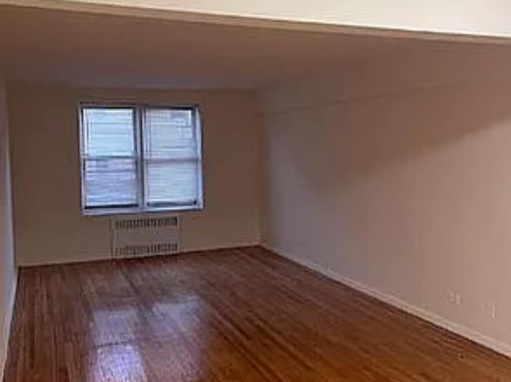 Building Photo - 41-42 Elbertson St, Unit 402