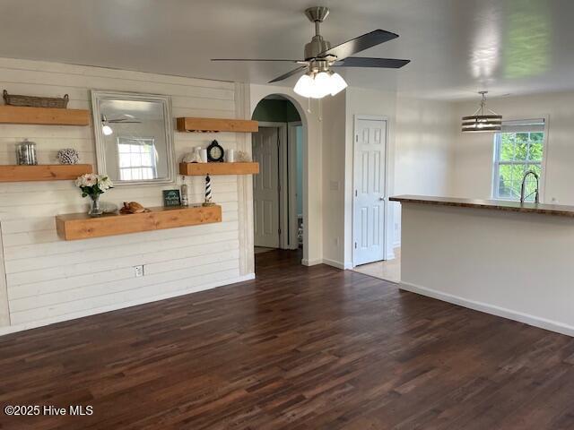Building Photo - 1112 Crestfield Way