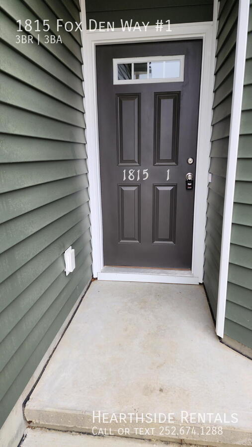 Building Photo - 1815 Fox Den Way