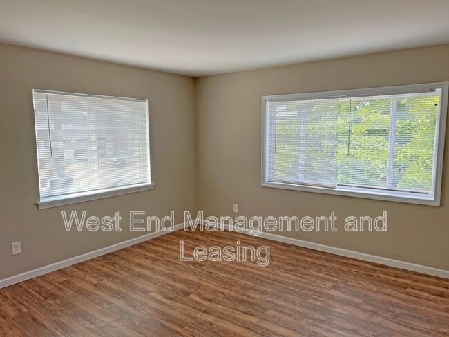 Building Photo - 5468 Cologne Ave