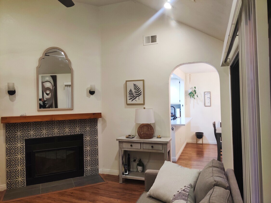 Foto principal - 12732 Madrid Ct