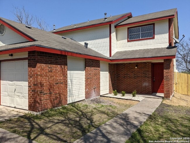 Building Photo - 5528 ALLBROOK