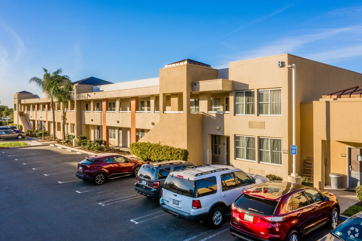 Irvine Studio Apartments