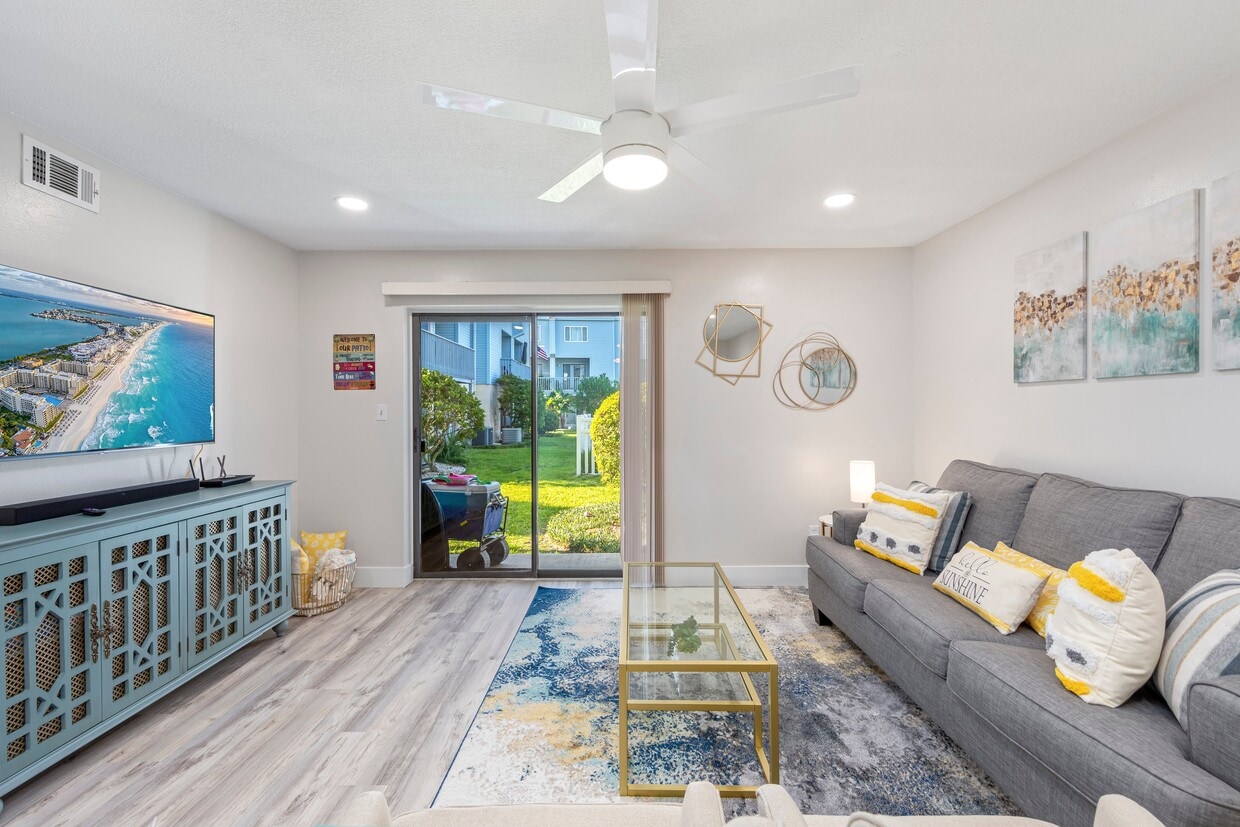 330 Bluefish Dr Unit 101, Fort Walton Beach, FL 32548 Condo for Rent