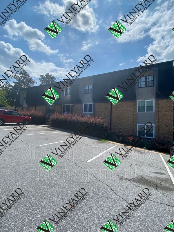 Primary Photo - 275 Winding River Dr