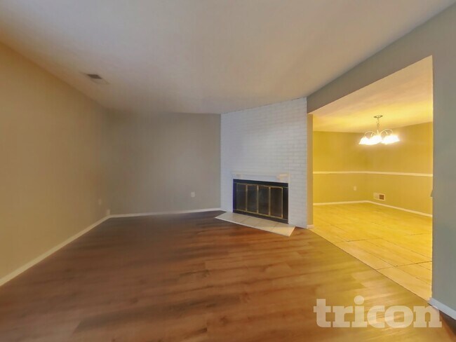 Foto del edificio - 1051 Dorset Dr