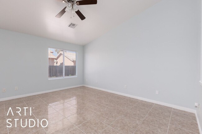 Building Photo - 3-Bedroom 2-Bathroom home in Grapevine Vil...