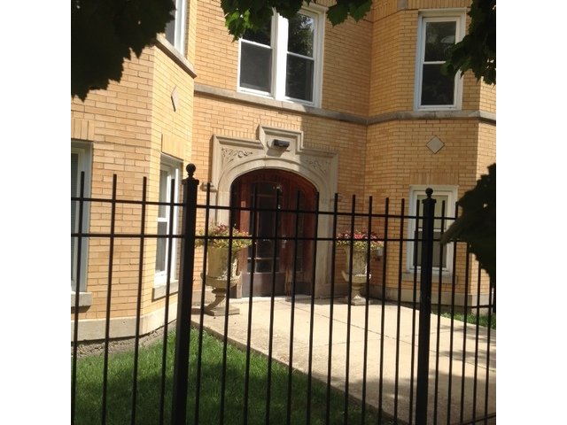 Edificio - 2858 W Shakespeare Ave