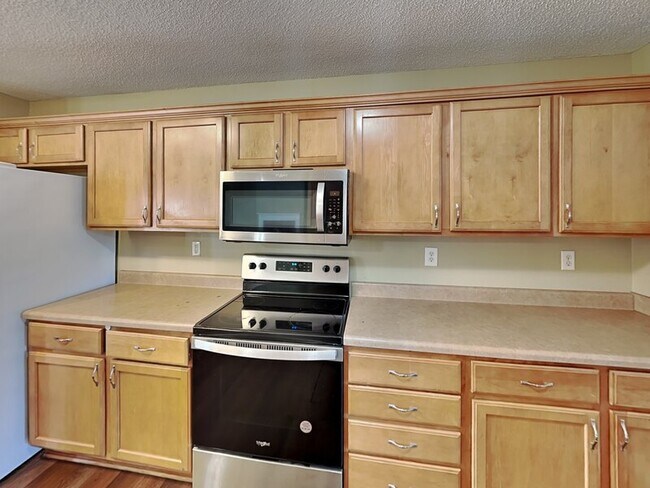 Foto del edificio - 7513 Easterly Ln