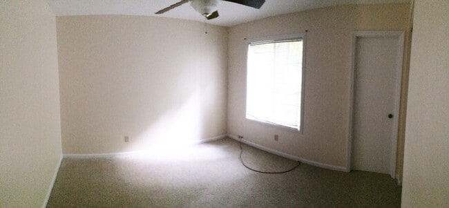 Foto del edificio - Charming home convenient to RTP