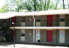 Building Photo - Twin Pines